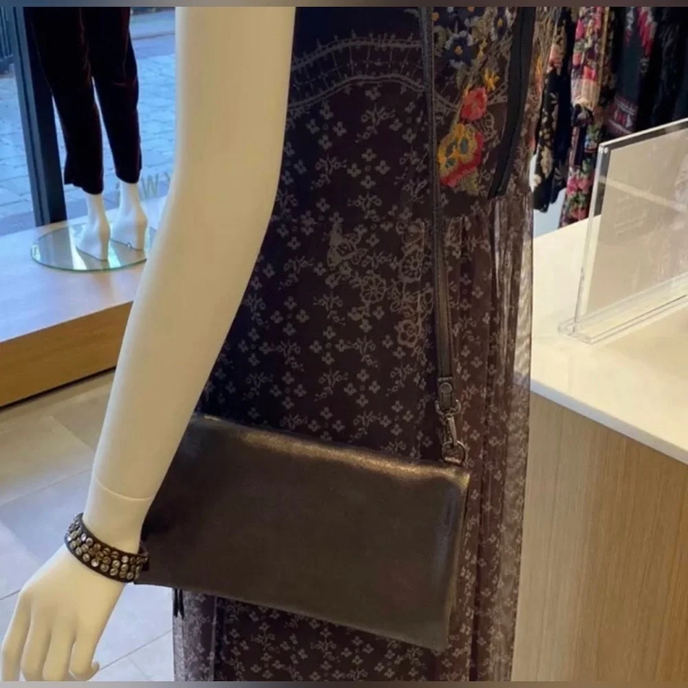 🔥🔥🔥ONE ITEM DEAL OF THE DAY JOHNNY WAS CLUTCH BAG Reduced Buy Now & Save